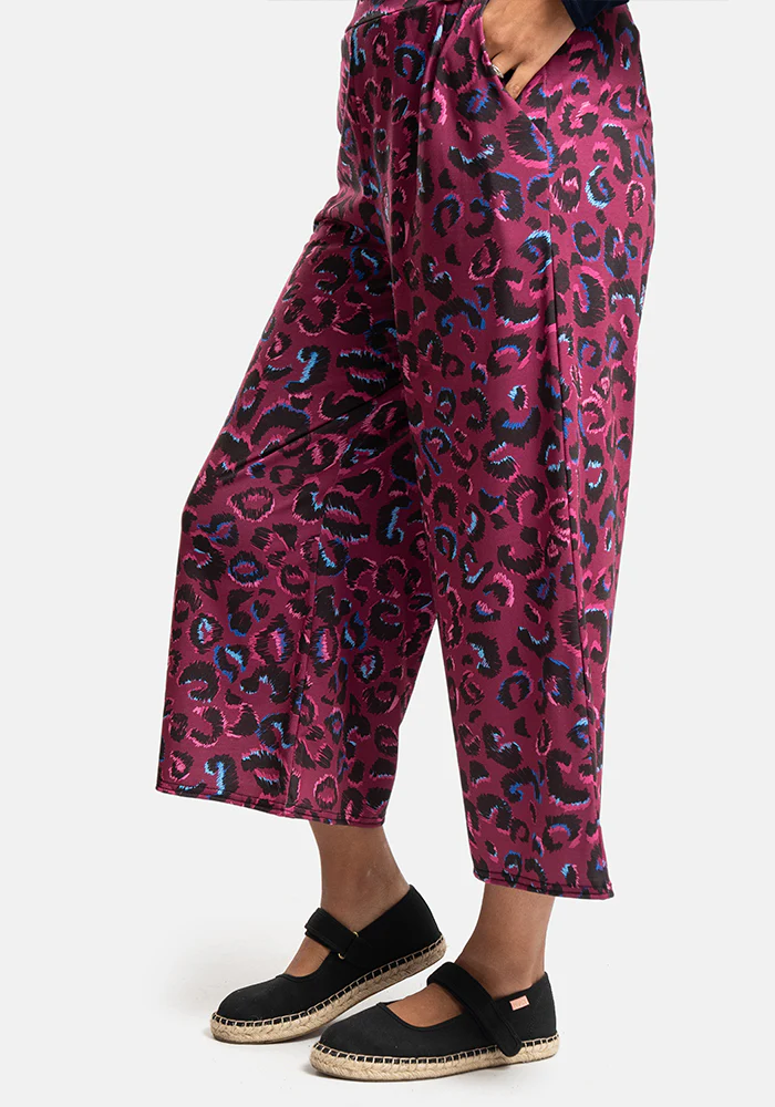 Amari Scribble Print Pull On Wide Leg Culotte Trouser - Image 3