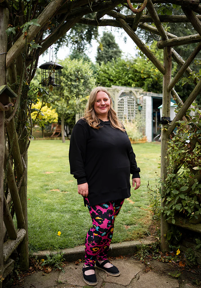 Black Longline Popsy Sweatshirt - Image 12