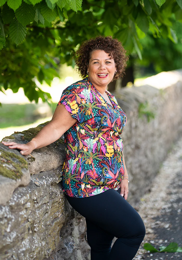 Bush Babies Print Extended Shoulder V-Neck Top - Image 6