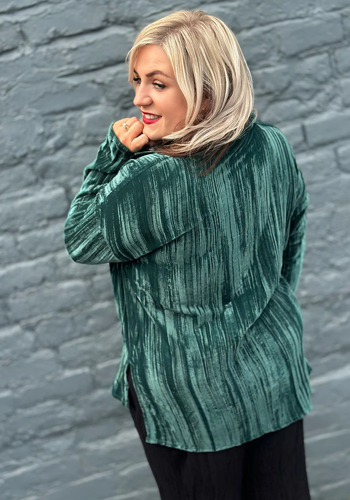 Etty Teal Velvet Plisse Shirt - Image 7