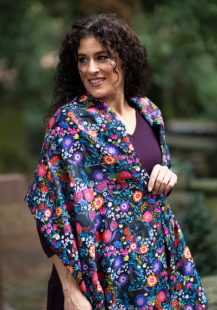 Colourful Women's Lightweight Printed Scarf (Hidden Cat Print) - Image 5