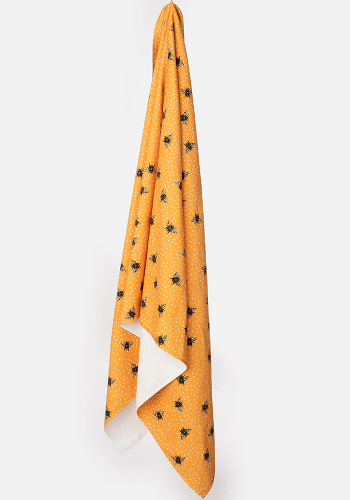Large Bee Print Towel - Image 4