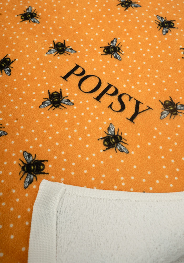 Large Bee Print Towel - Image 5