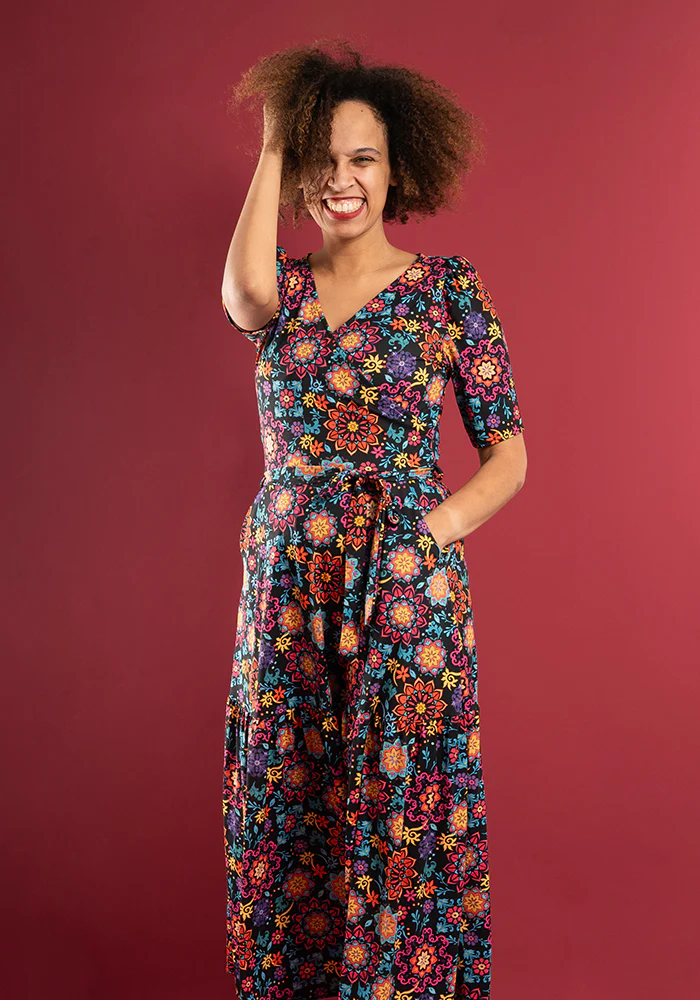 Nahla Bright Painted Tile Print Tiered Hem Midaxi Dress - Image 7