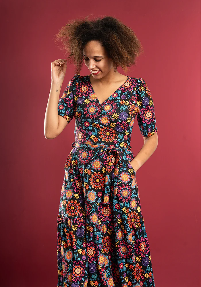 Nahla Bright Painted Tile Print Tiered Hem Midaxi Dress - Image 8