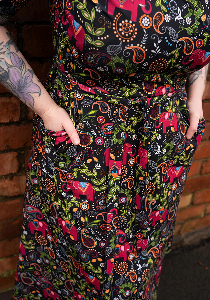 Zuri Elephant Paisley Print Midi Dress - Image 9